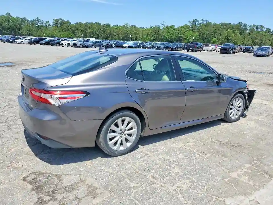 4T1B11HK2KU809542 2019 TOYOTA CAMRY-2