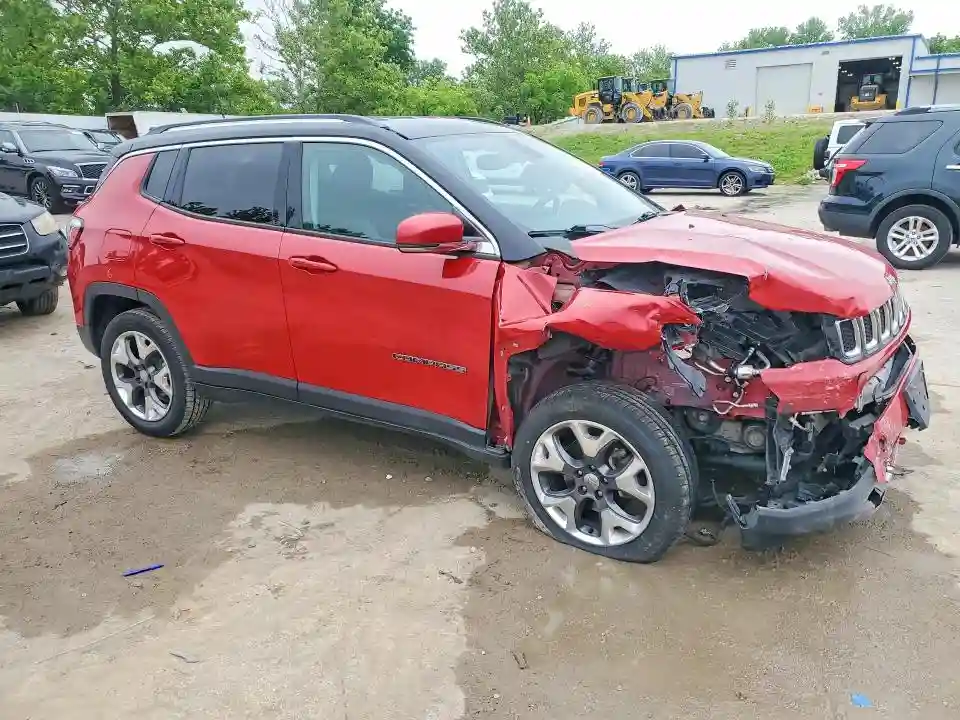 3C4NJDCB9KT812670 2019 JEEP COMPASS-3