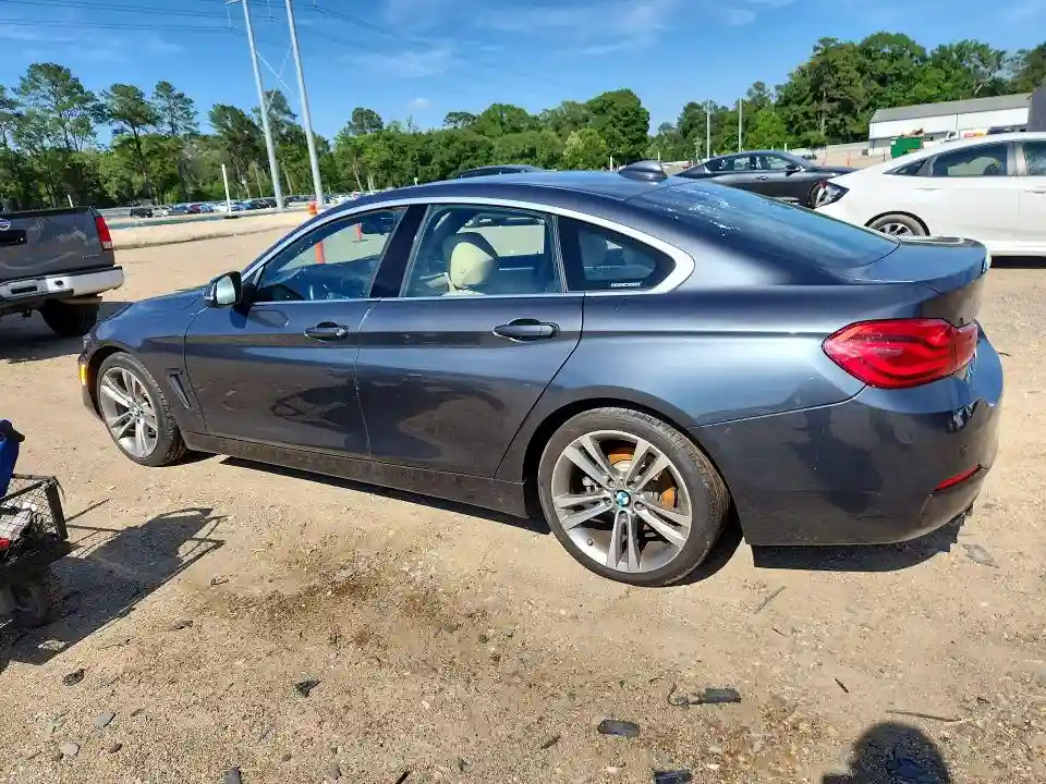 WBA4J1C52JBM10264 2018 BMW 4 SERIES-1