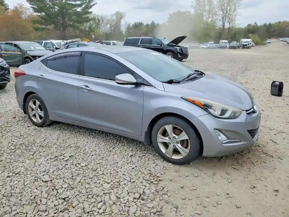 5NPDH4AE5GH714702 2016 HYUNDAI ELANTRA-3