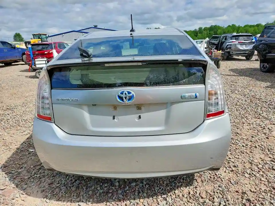 JTDKN3DP8F3067200 2015 TOYOTA PRIUS-5
