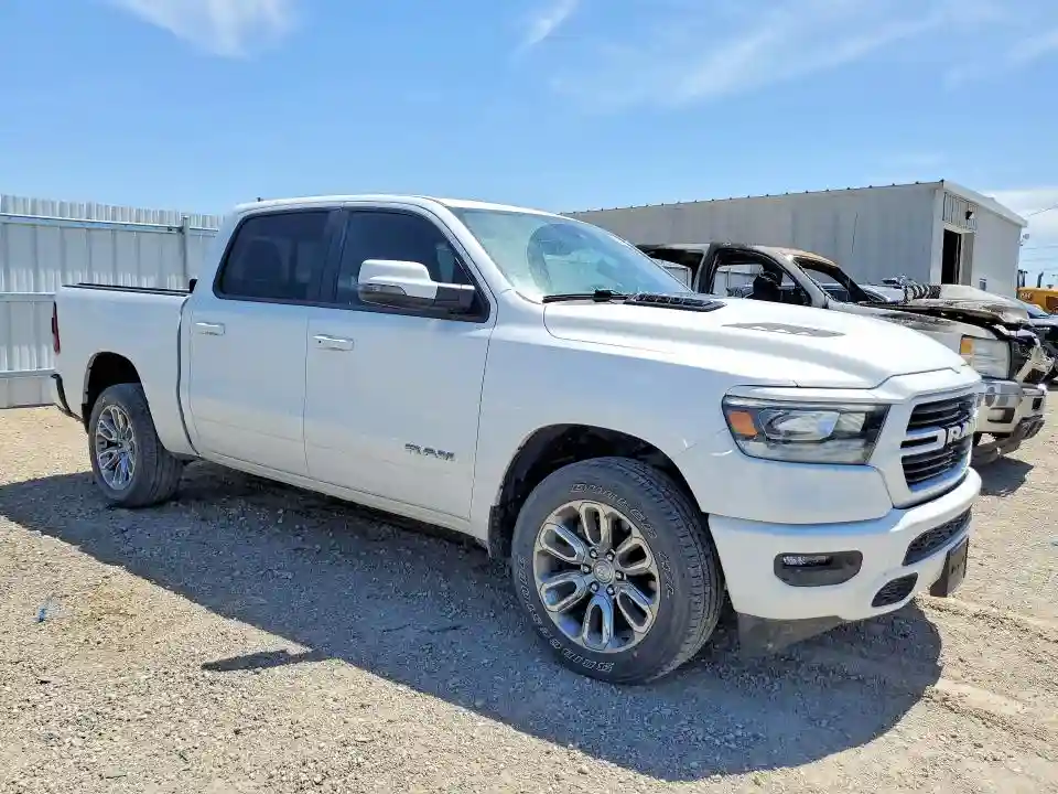 1C6SRFJT3RN196081 2024 RAM 1500-3