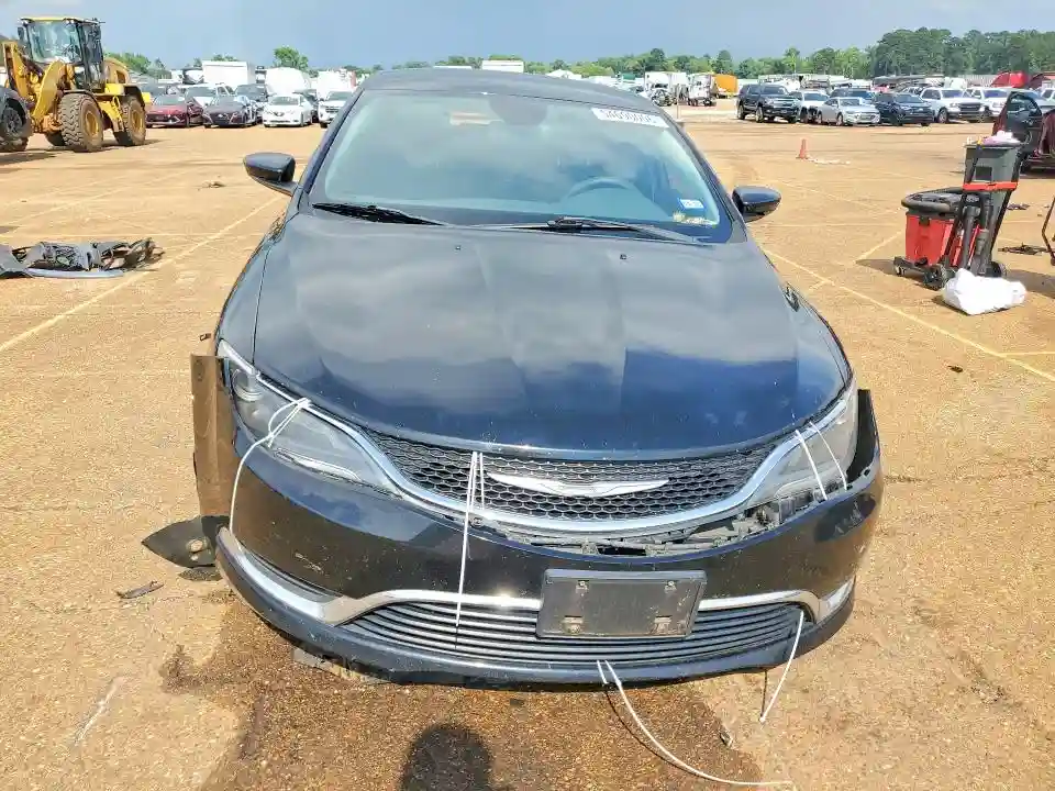 1C3CCCAB8FN594813 2015 CHRYSLER 200-4