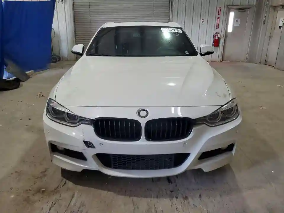 WBA8B7C32HA190091 2017 BMW 3 SERIES-4