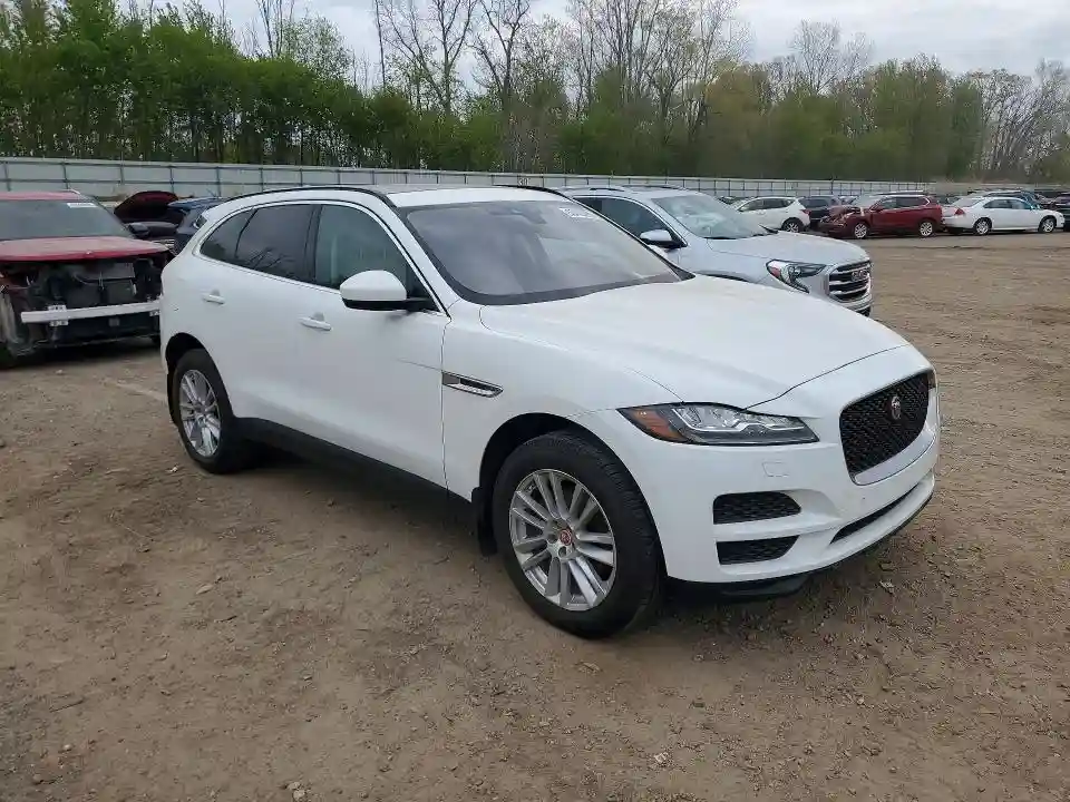 SADCK2FN8JA281258 2018 JAGUAR F-PACE-3