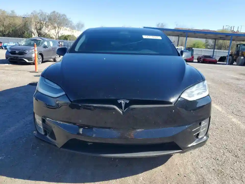 5YJXCDE27HF070180 2017 TESLA MODEL X-4