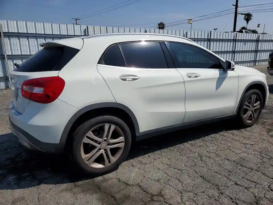 WDCTG4EB3HJ332931 2017 MERCEDES-BENZ GLA-CLASS-2