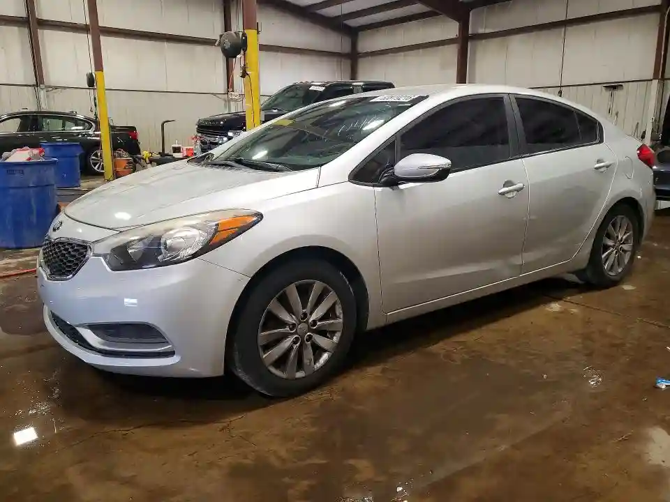 KNAFX4A61G5576044 2016 KIA FORTE-0