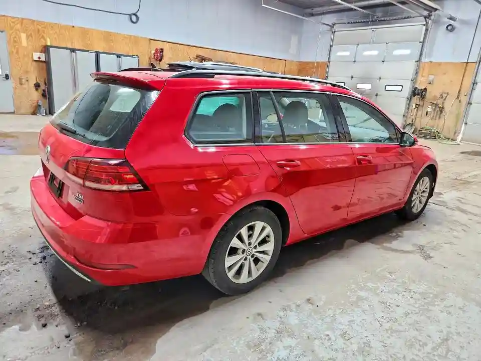 3VW217AU0JM764538 2018 VOLKSWAGEN GOLF-2