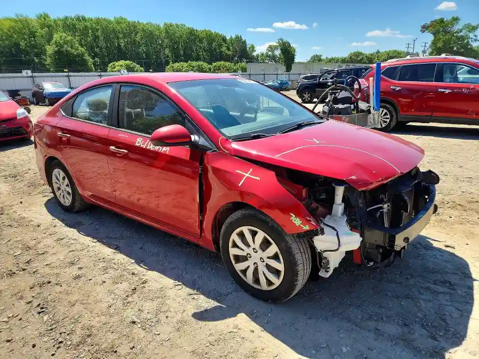 3KPC24A32JE005670 2018 HYUNDAI ACCENT-3