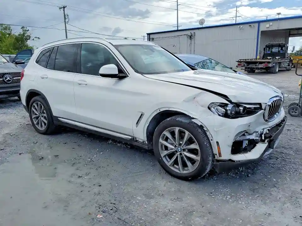 5UXTR7C50KLR44688 2019 BMW X3-3