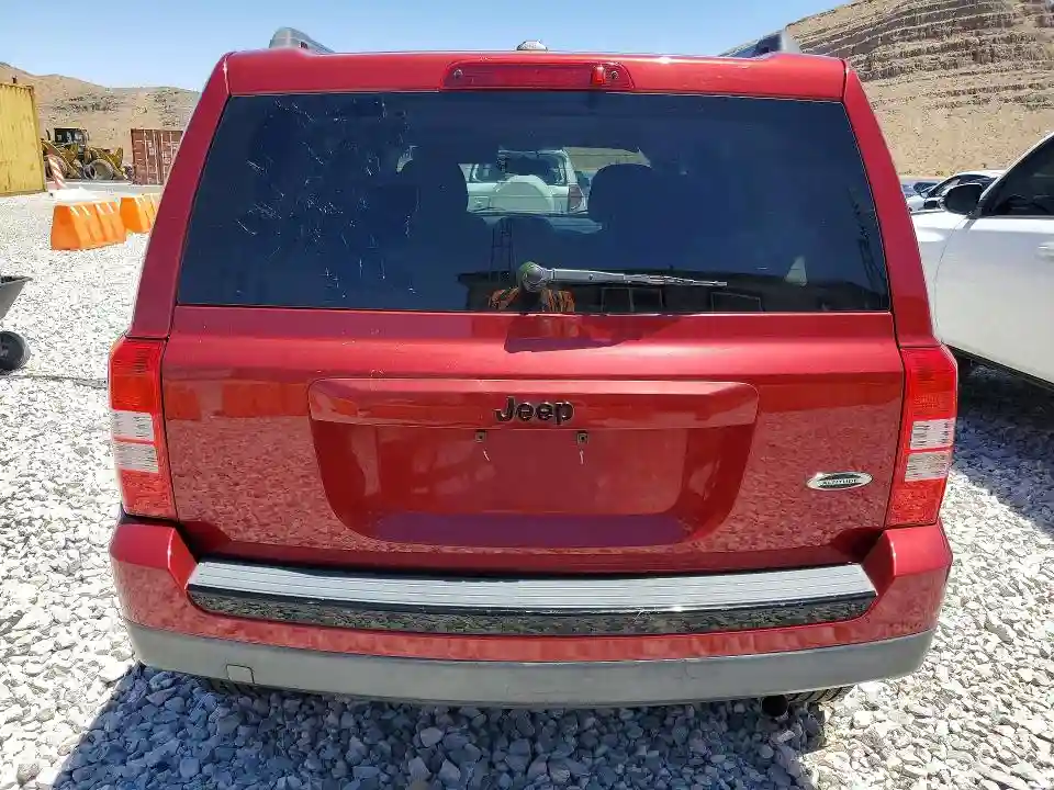 1C4NJPBA4FD263661 2015 JEEP PATRIOT-5