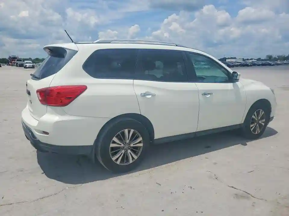 5N1DR2MN7HC674774 2017 NISSAN PATHFINDER-2