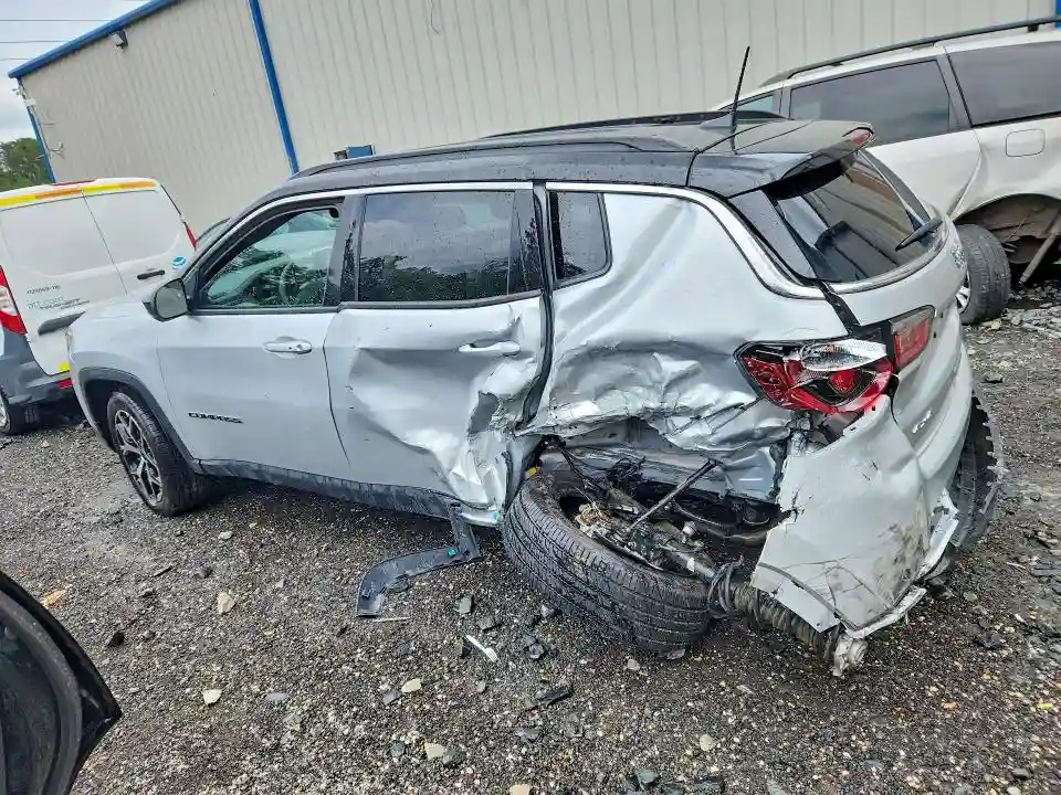 3C4NJDCN5ST581406 2025 JEEP COMPASS-1