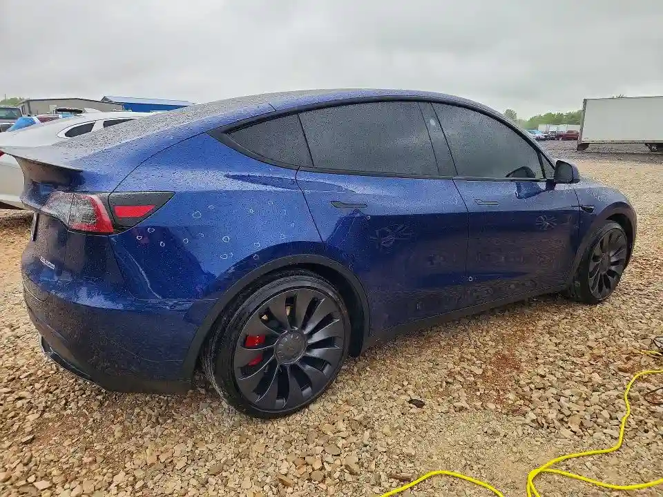 7SAYGDEF7SA342679 2025 TESLA MODEL Y-2