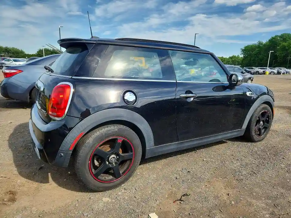 WMWXP7C31H2A45988 2017 MINI COOPER-2