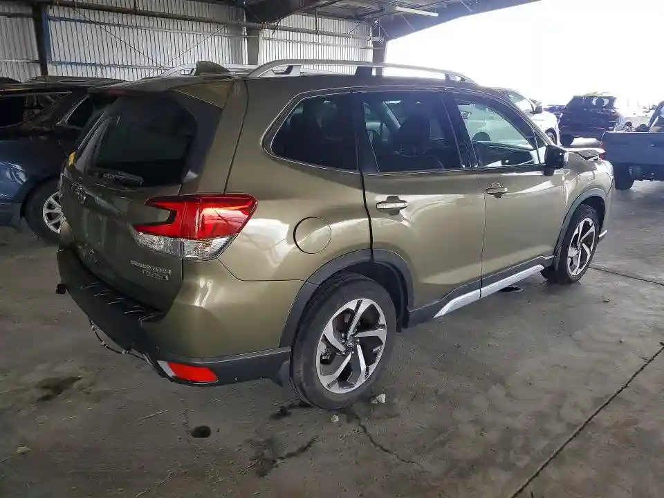 JF2SKARC3PH519434 2023 SUBARU FORESTER-2