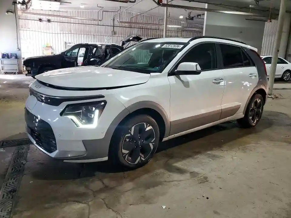 KNDCT3L14S5132730 2025 KIA NIRO-0