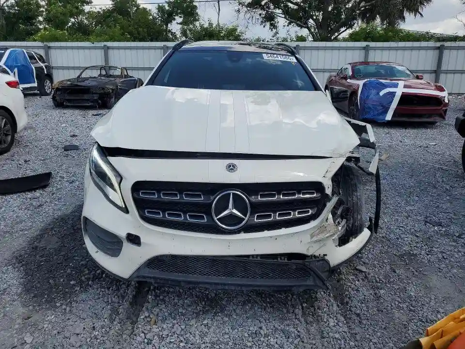 WDCTG4GB9JJ382655 2018 MERCEDES-BENZ GLA-CLASS-4
