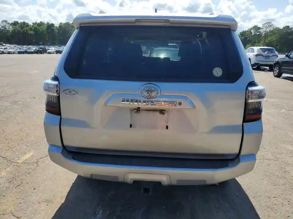 JTEZU5JR2J5190731 2018 TOYOTA 4RUNNER-5