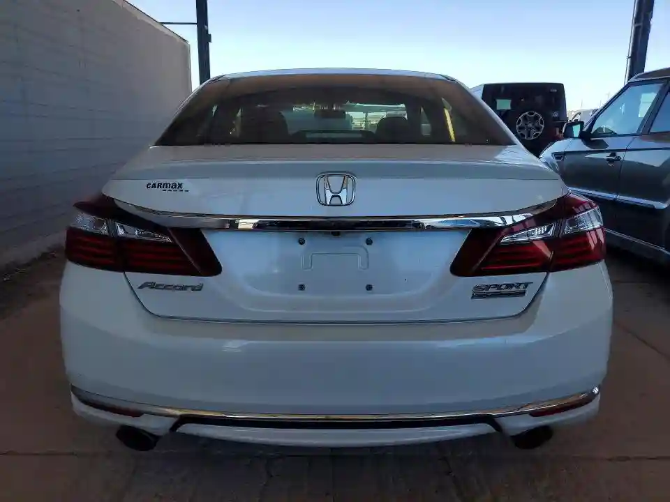 1HGCR2F12HA031076 2017 HONDA ACCORD-5