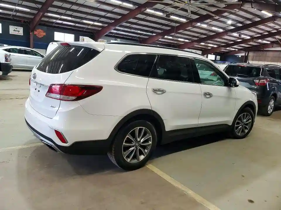 KM8SMDHF9HU219763 2017 HYUNDAI SANTA FE-2