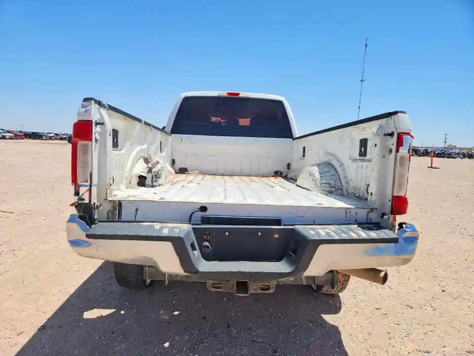 1FT7W2B66HEF13021 2017 FORD F250-5