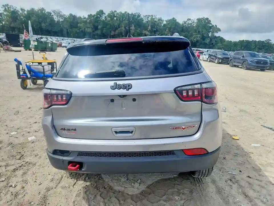3C4NJDDB6LT126716 2020 JEEP COMPASS-5