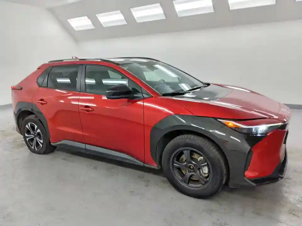 JTMAAAAA6PA027898 2023 TOYOTA ALL OTHER-3