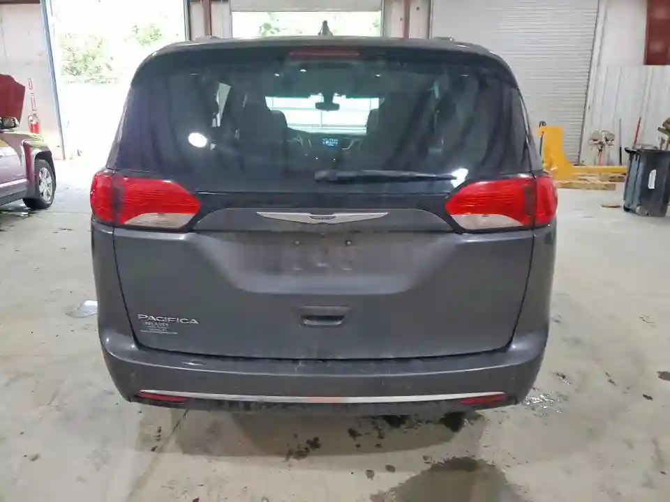 2C4RC1BGXJR123231 2018 CHRYSLER PACIFICA-5