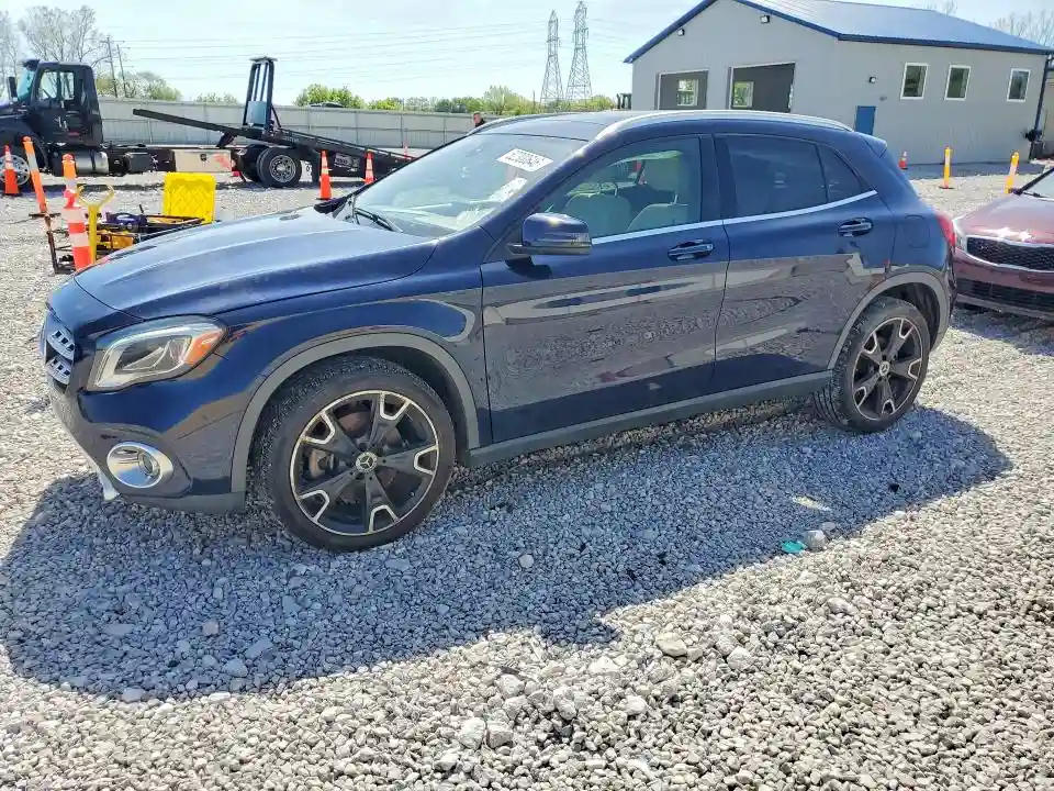 WDCTG4EB3KU000915 2019 MERCEDES-BENZ GLA-CLASS-0