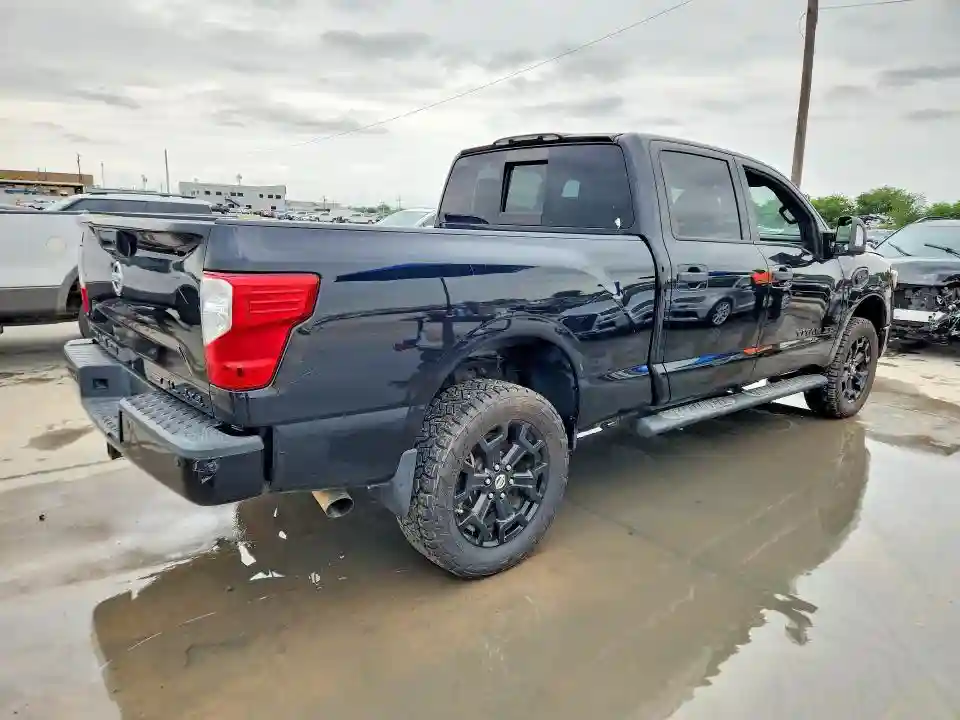 1N6BA1F48JN520146 2018 NISSAN TITAN-2