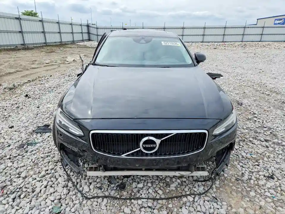 LVY992MK3JP037811 2018 VOLVO S90-4