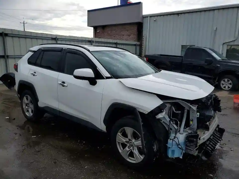 2T3W1RFV1LW061243 2020 TOYOTA RAV4-3