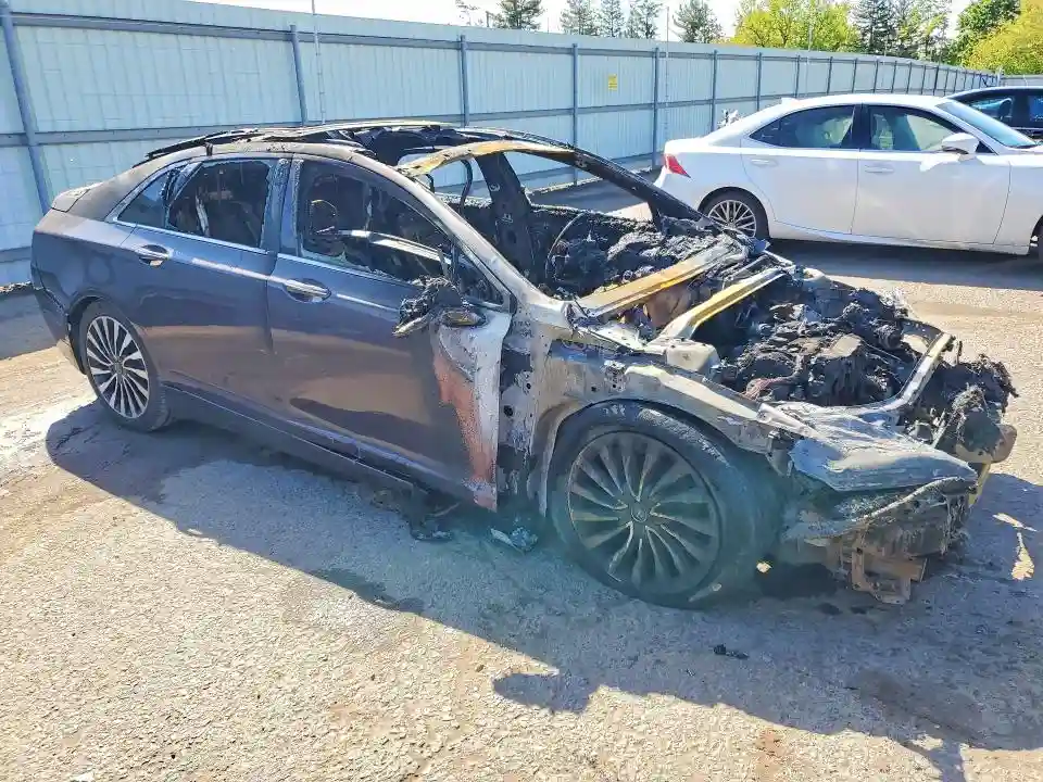 3LN6L5G92JR621692 2018 LINCOLN MKZ-3