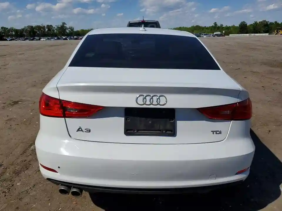 WAUAJGFF9F1066049 2015 AUDI A3-5
