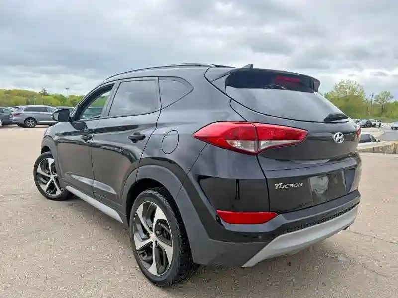 KM8J3CA2XJU794296 2018 HYUNDAI TUCSON-2