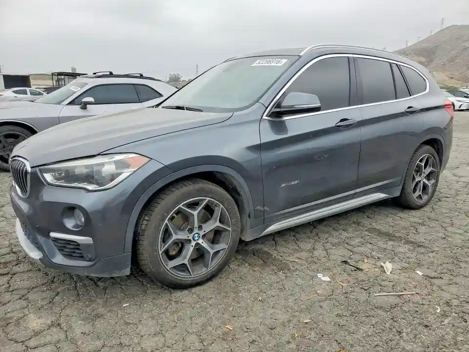 WBXHT3C36H5F84264 2017 BMW X1-0