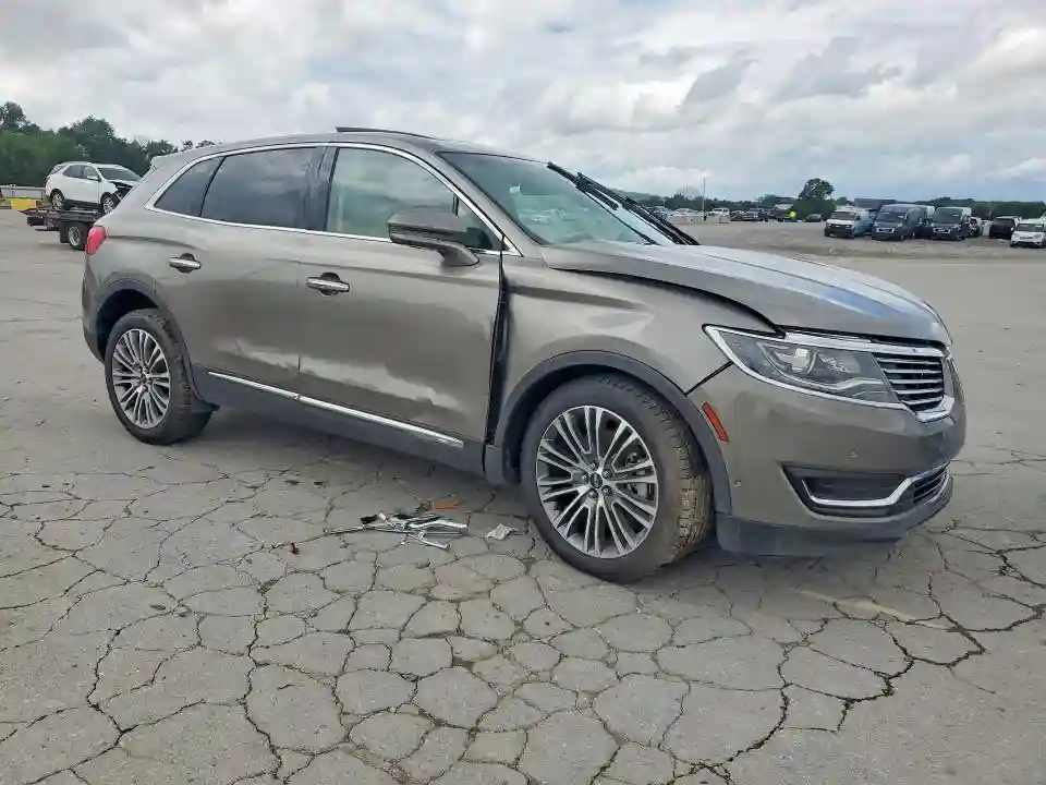 2LMTJ8LR7GBL60975 2016 LINCOLN MKX-3