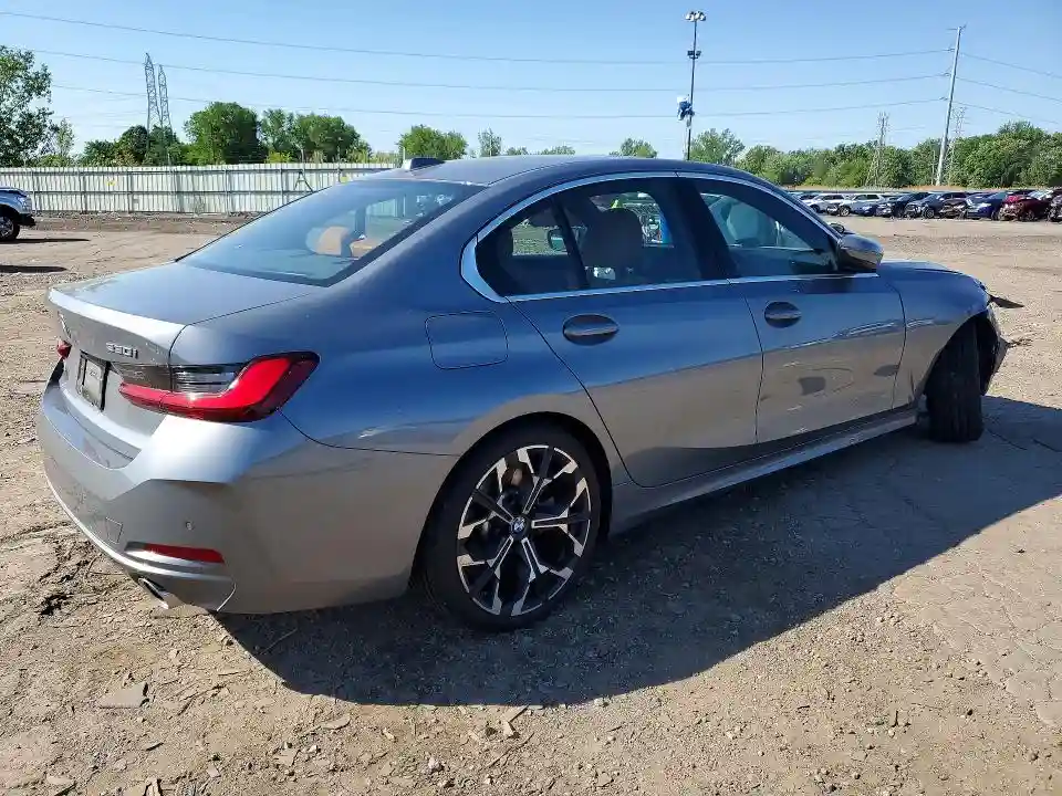 3MW89CW08S8E90775 2025 BMW 3 SERIES-2