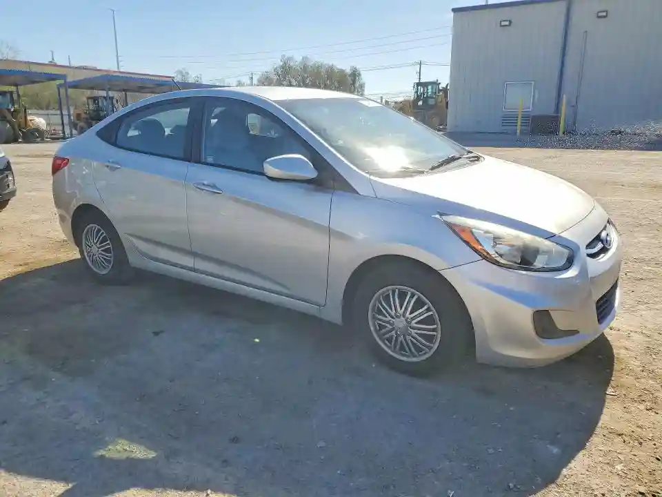KMHCT4AE9FU863866 2015 HYUNDAI ACCENT-3