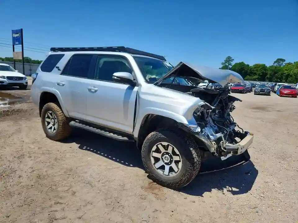 JTEBU5JR9H5468469 2017 TOYOTA 4RUNNER-3
