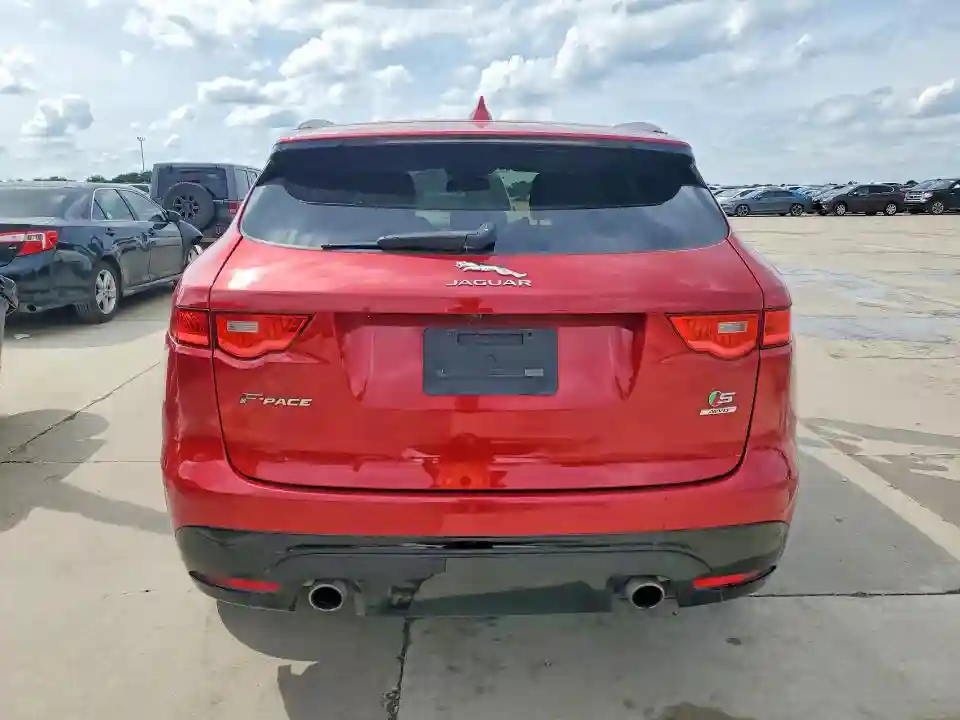 SADCM2FV7JA282718 2018 JAGUAR F-PACE-5