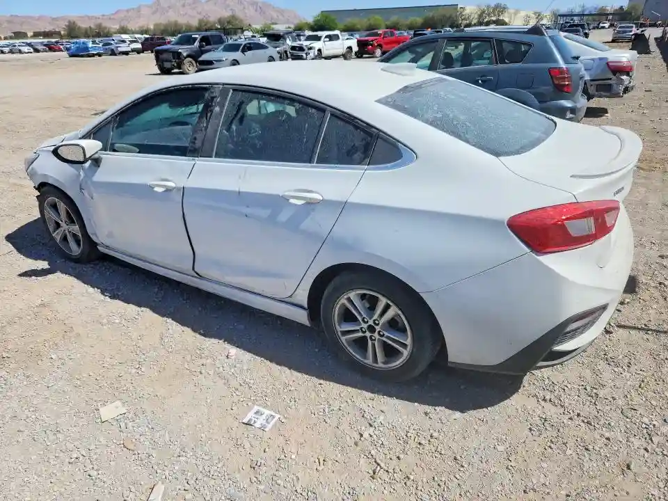 1G1BE5SM5H7267587 2017 CHEVROLET CRUZE-1