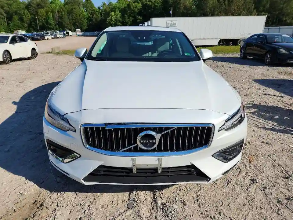 7JR102FL6LG071461 2020 VOLVO S60-4