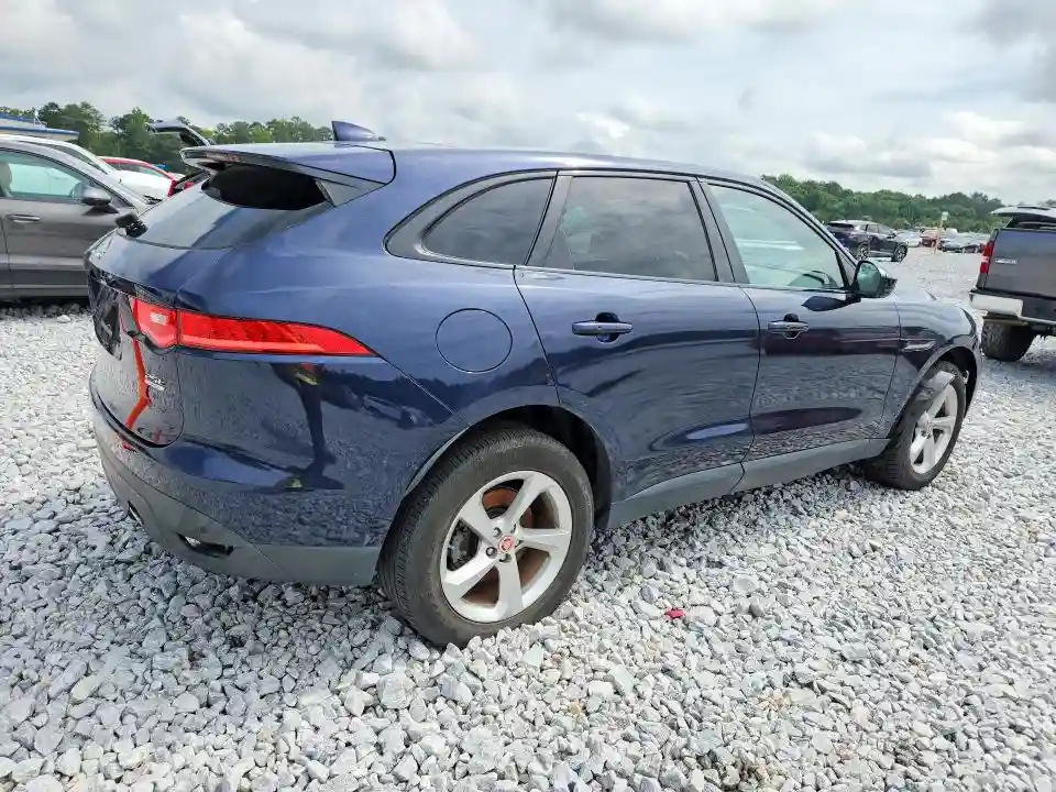 SADCJ2FX8KA366235 2019 JAGUAR F-PACE-2