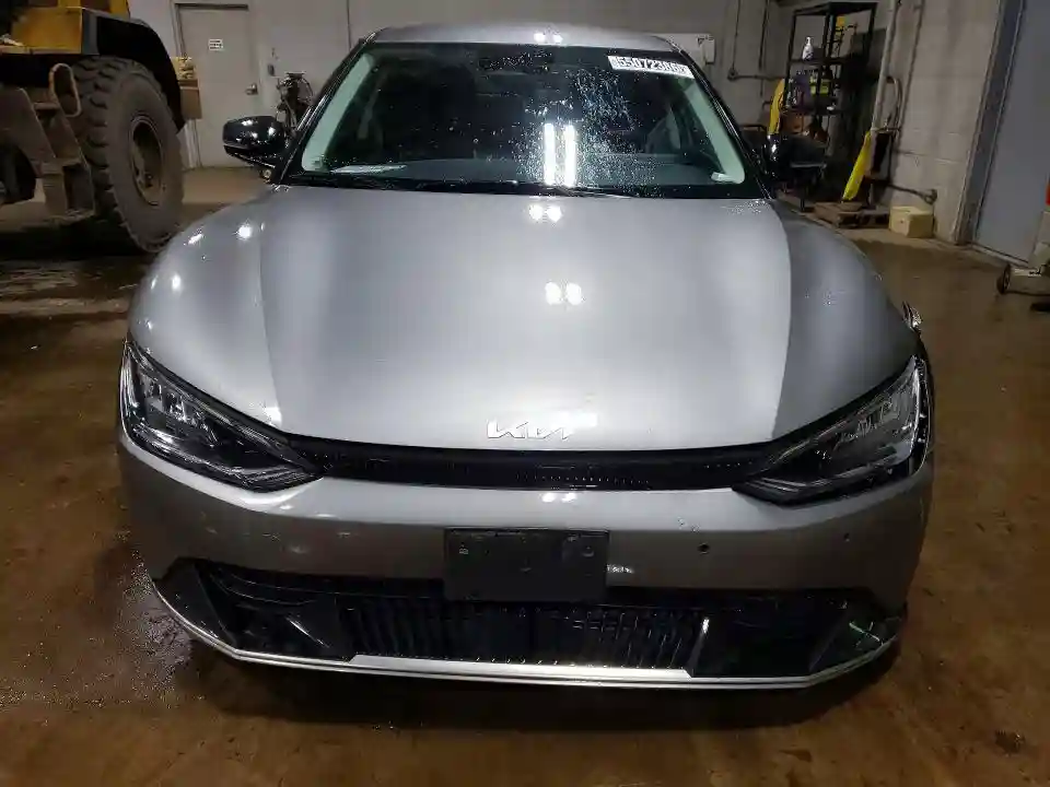 KNDC34LA0R5183075 2024 KIA ALL OTHER-4