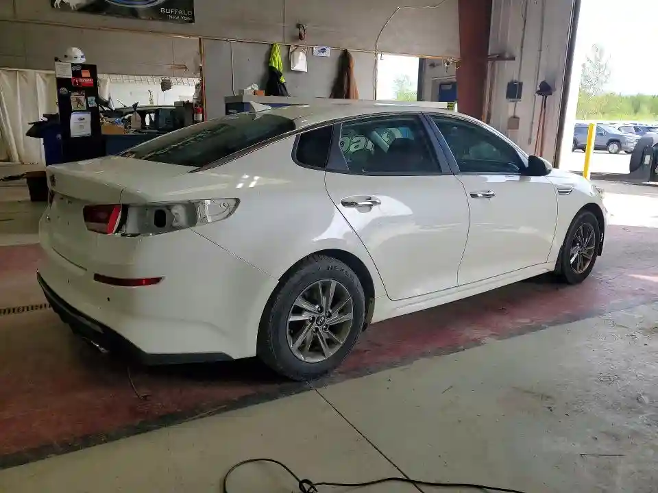 5XXGT4L3XKG363538 2019 KIA OPTIMA-2
