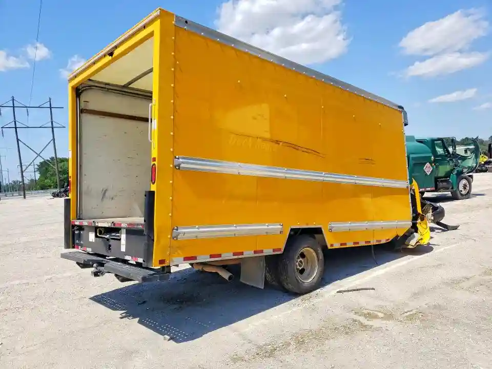 7GZ37TC75NN004108 2022 GMC SAVANA-2