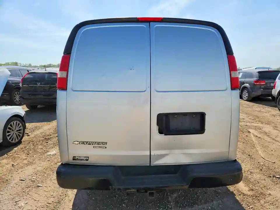 1GCWGFCF8F1224919 2015 CHEVROLET EXPRESS-5